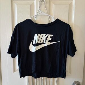 Nike Cropped Tee, Black, Size M